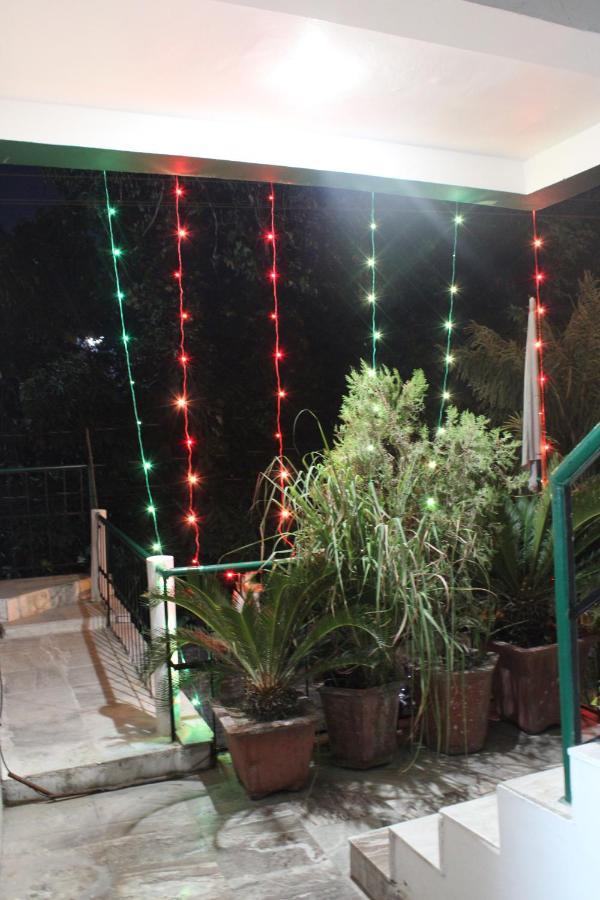 Laxmi Lodge Rishikesh Luaran gambar