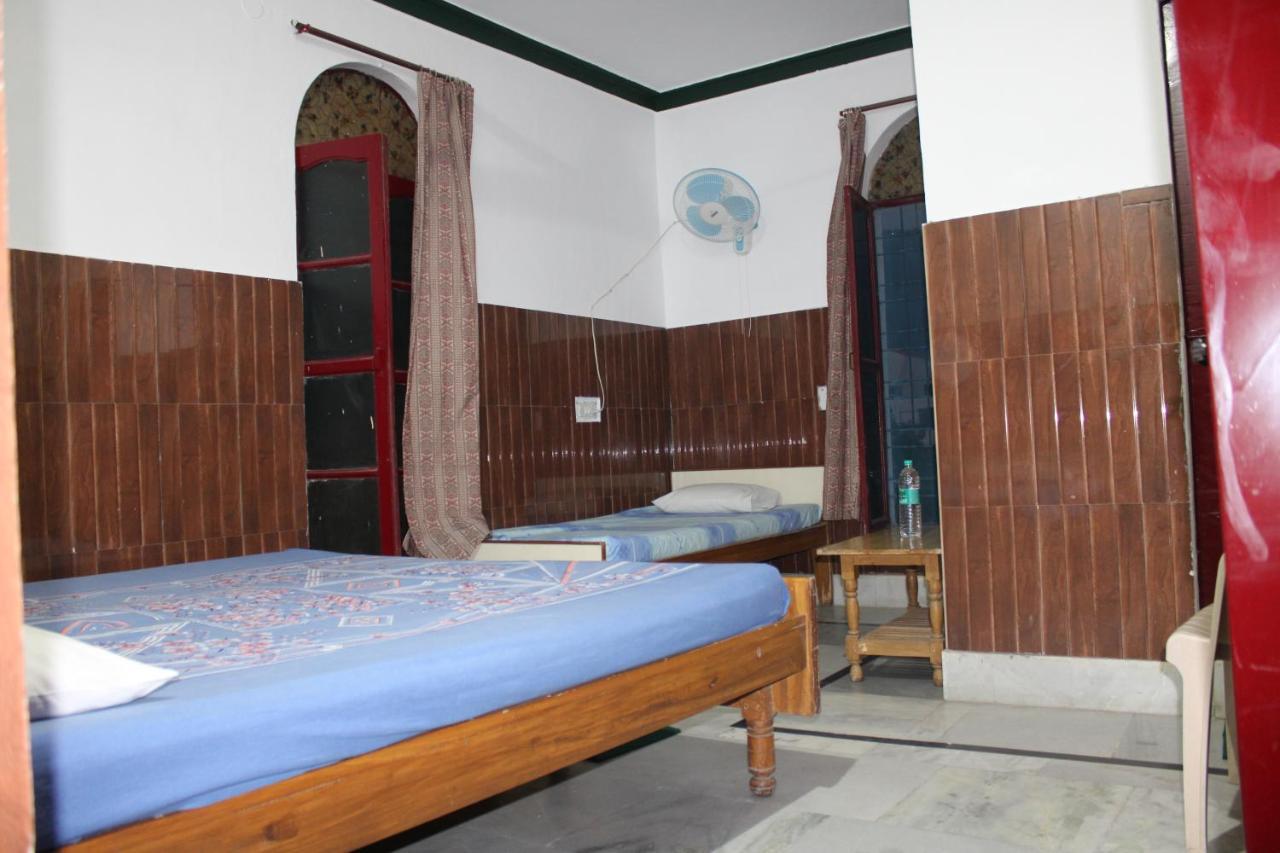 Laxmi Lodge Rishikesh Luaran gambar