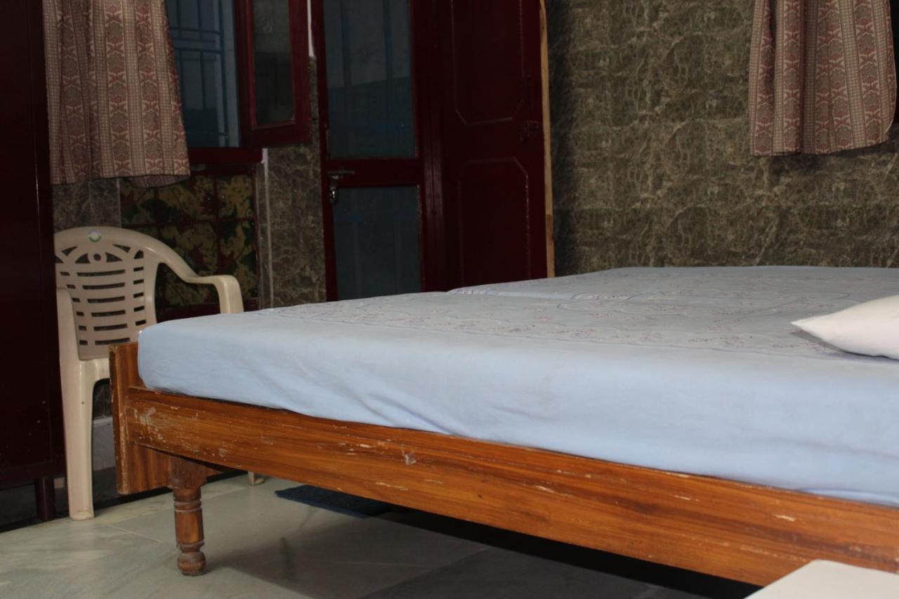 Laxmi Lodge Rishikesh Luaran gambar